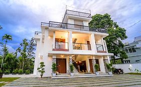 Oasis Apartment With Pool In Vythiri